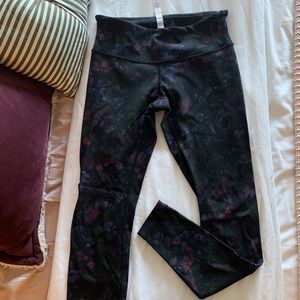 Lululemon leggings - Medium